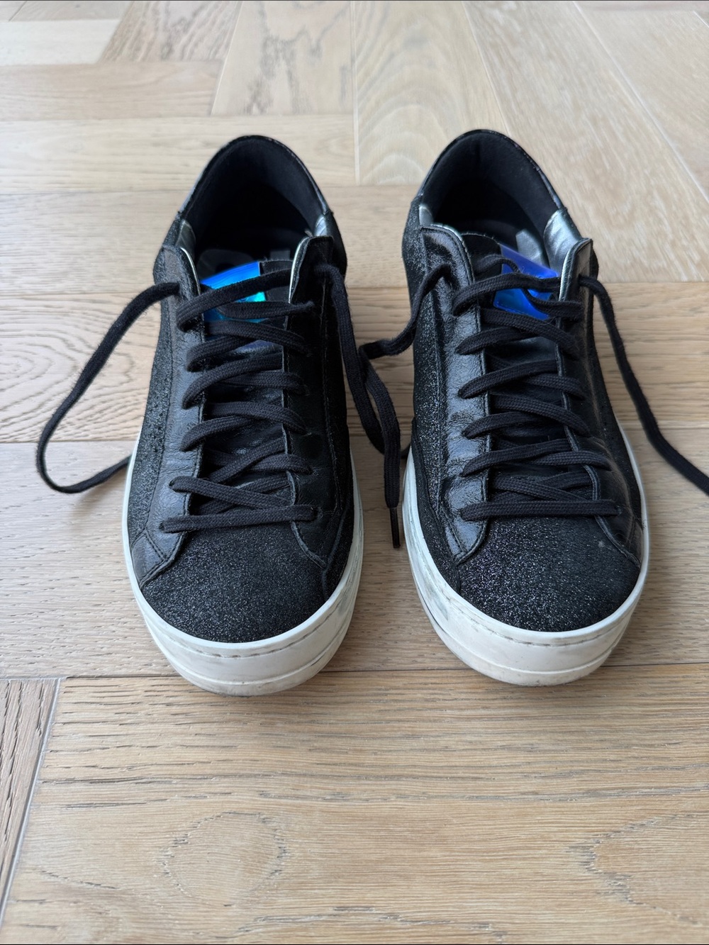 P448 Black Shimmery Low-Top Sneakers